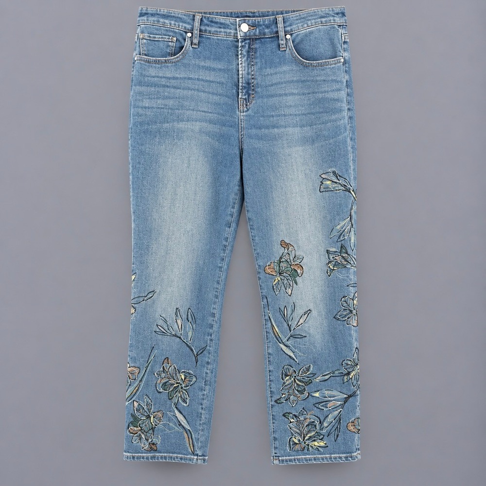 Chico's Jeans Women's 1 US 8 Slimming Girlfriend Floral Embroidered Crop 23.5"